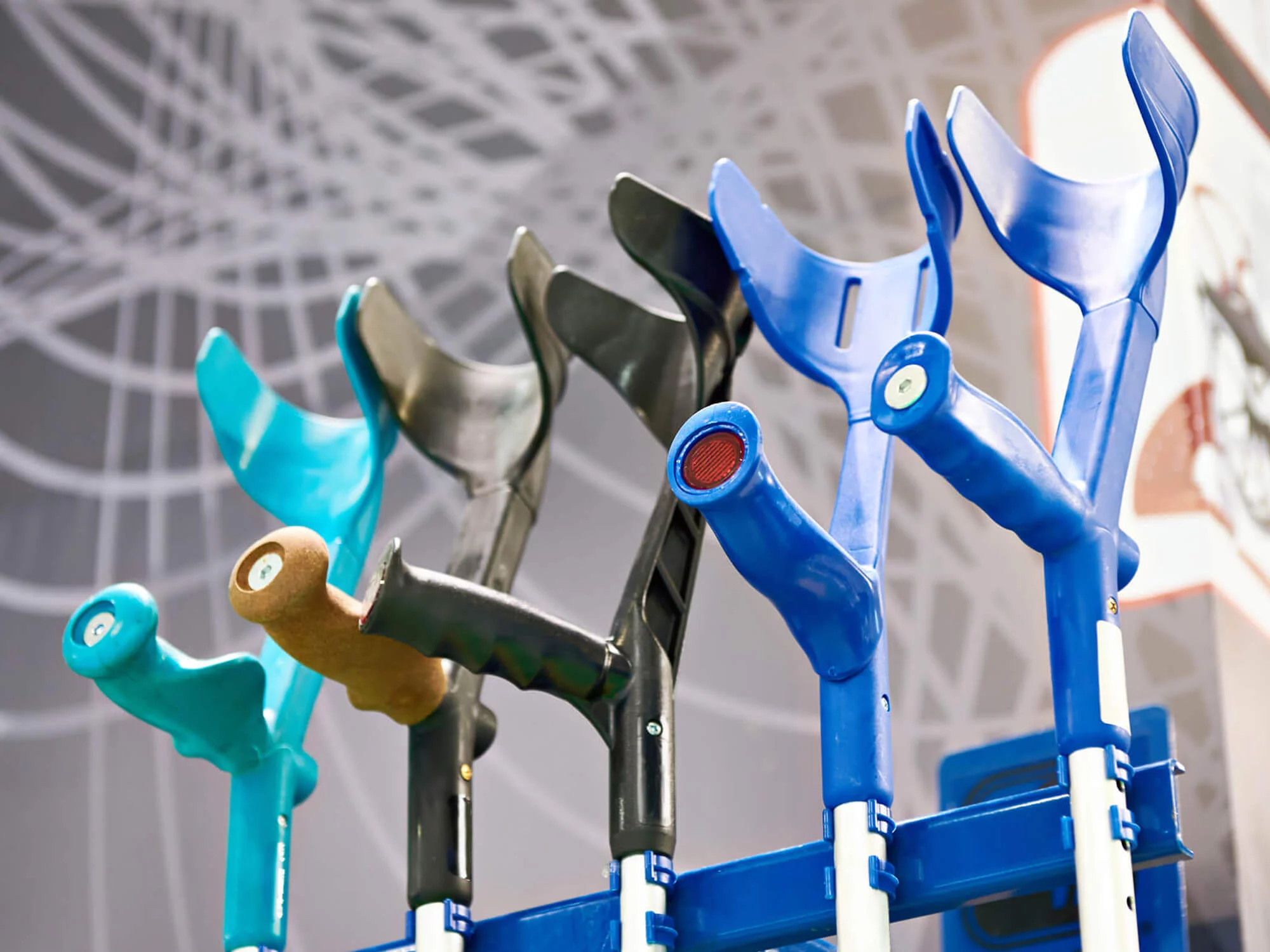 ¿Cómo funciona una silla elevadora?